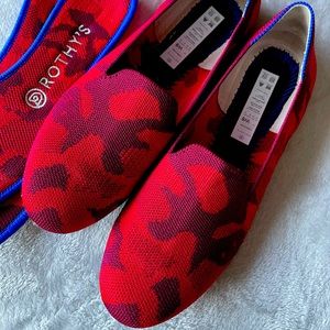 EUC Rothy’s Retired Red Camo Loafer 8